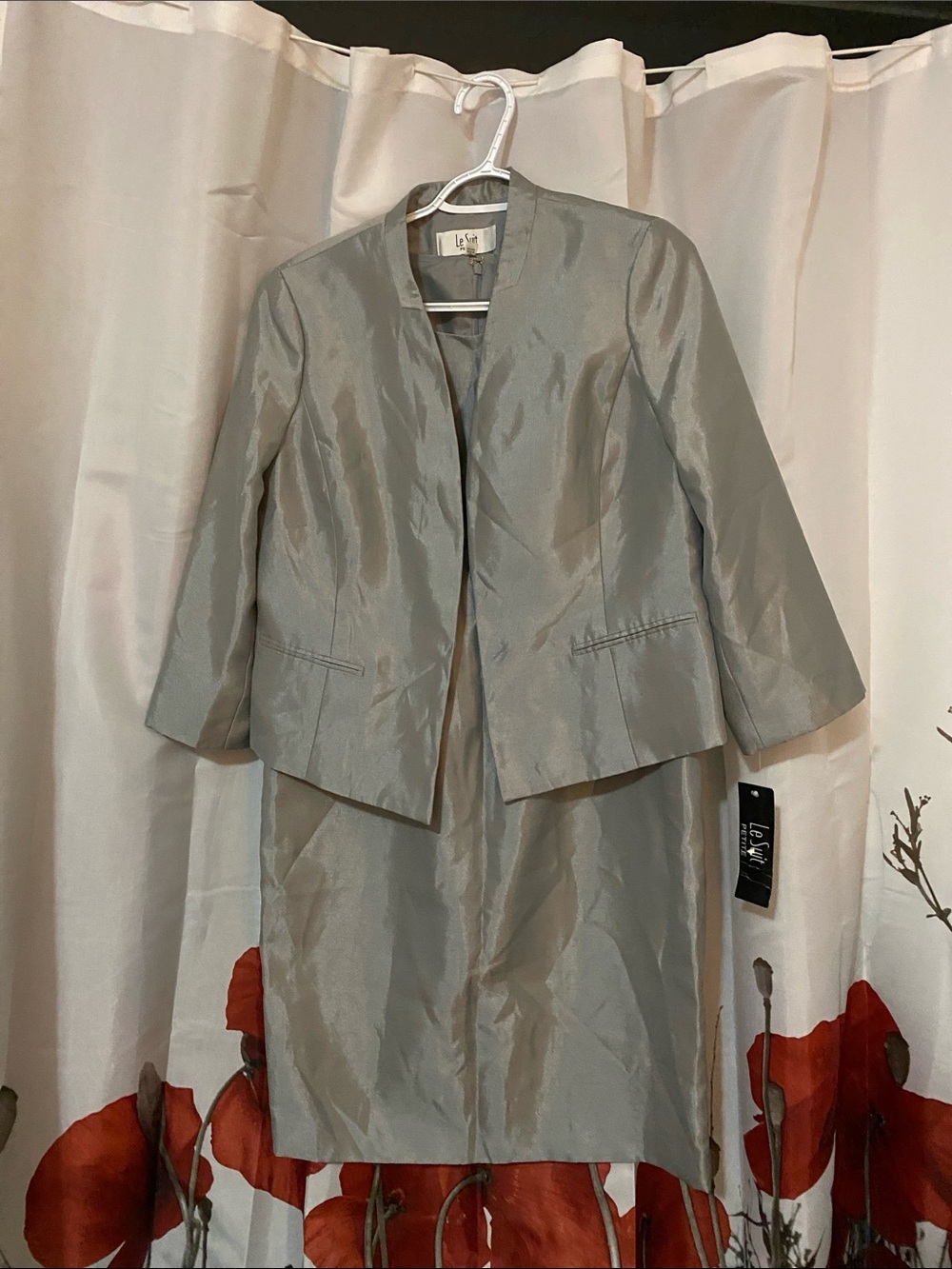 Le Suit Petite Gray Women's Two-Piece Set